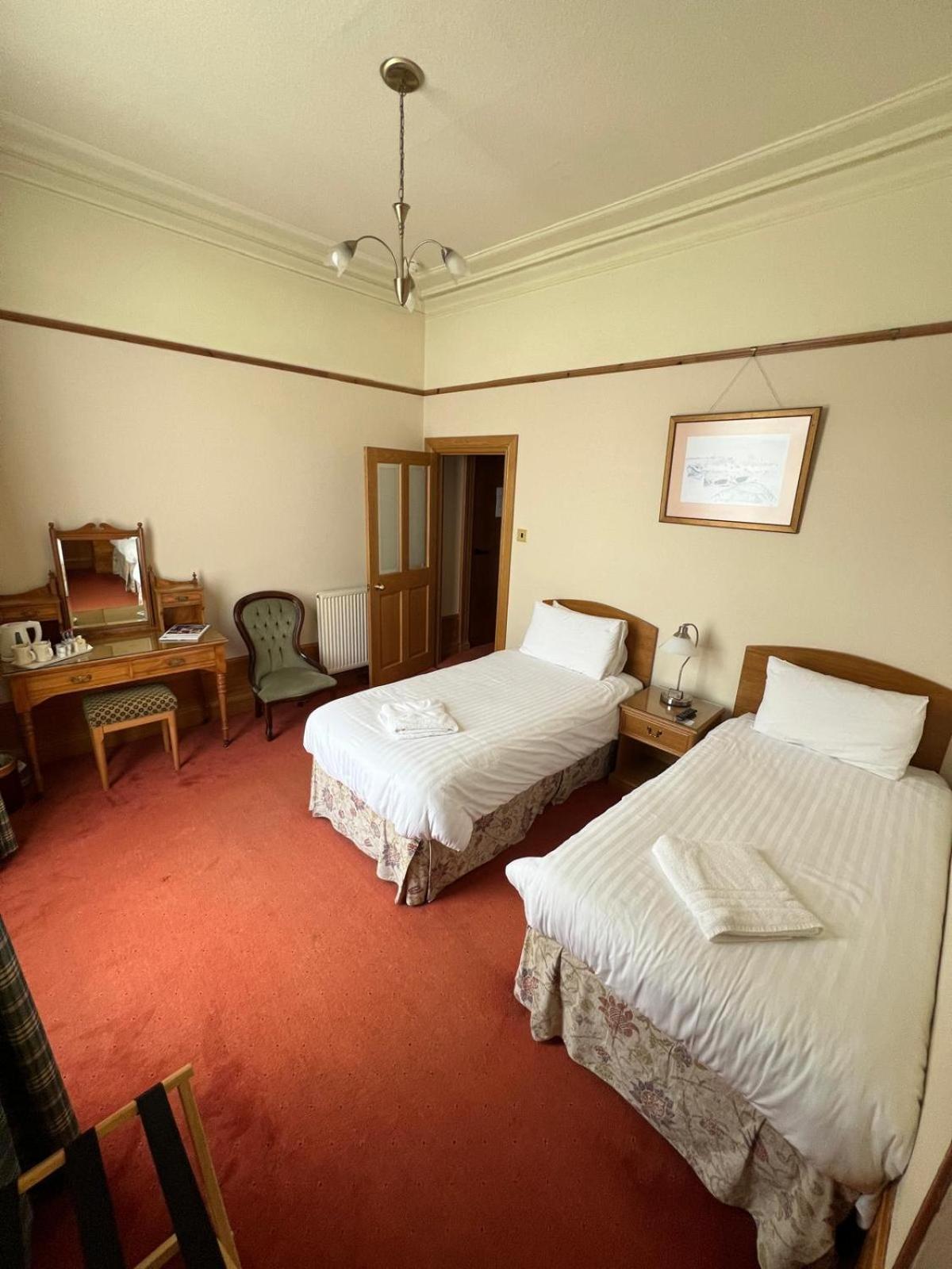 Butlers Guest House Aberdeen Exterior photo